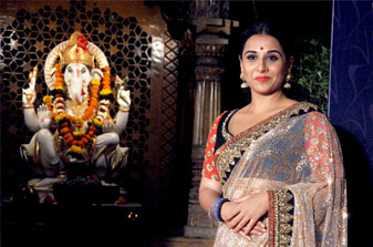 Vidya's kanjeevaram look to revive hand-woven saris?
